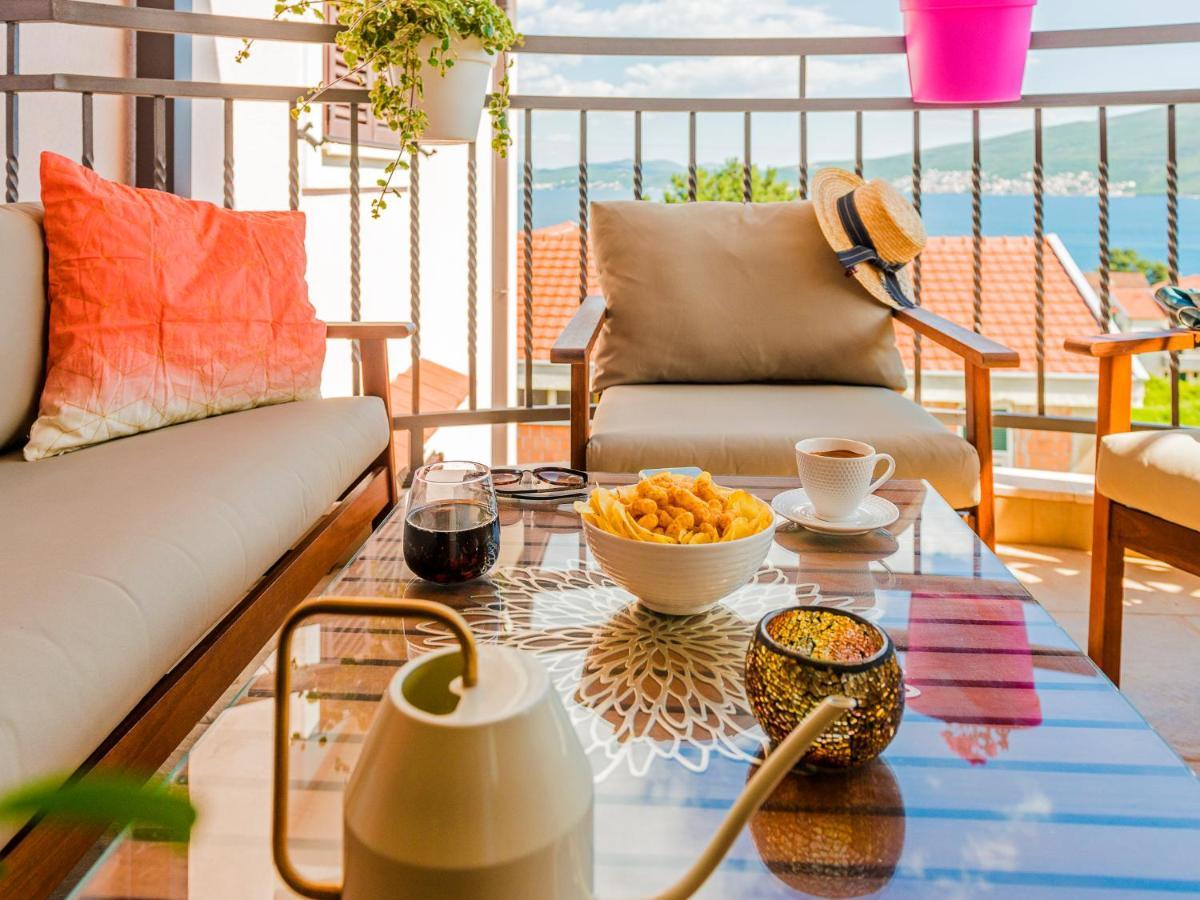 Cicciobello Lux Apartment Baosici With Stunning Sea View Zewnętrze zdjęcie